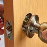 door latch won't retract | how to fix