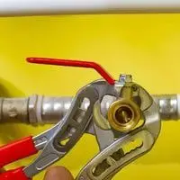remove the valve
