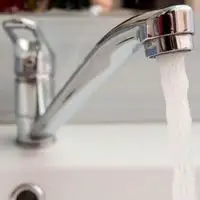 faucet sputters when first turned on 2022