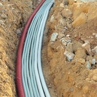 how deep does electrical conduit need to be buried 2022