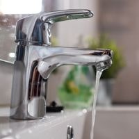 low water pressure when using two faucets 2022