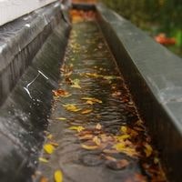 handle roof runoff without gutters